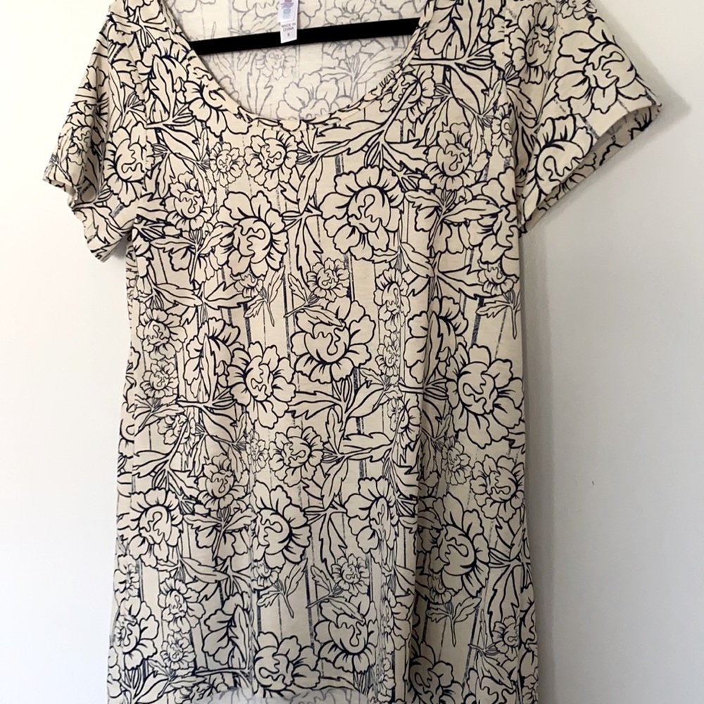 Lularoe Top